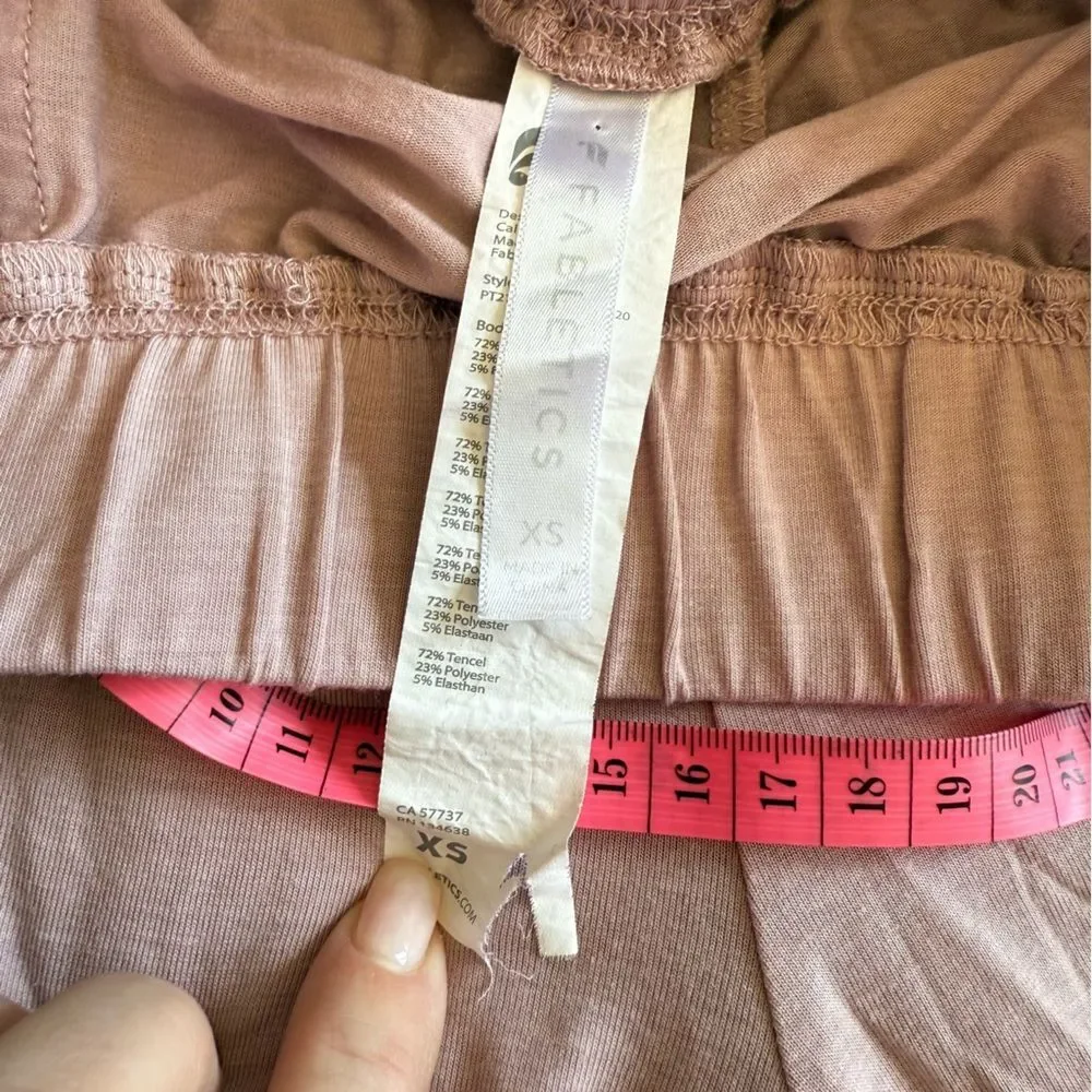 Fabletics by Kate Hudson Women’s Size XS RestoreKnit Tapered Pants Pull On pink